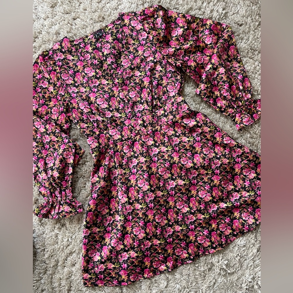 Floral Mini Dress With Sleeves